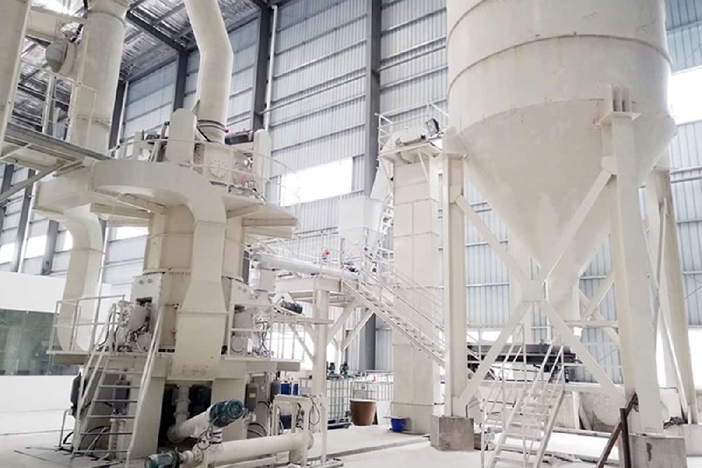 超細(xì)磨粉機(jī)的優(yōu)勢