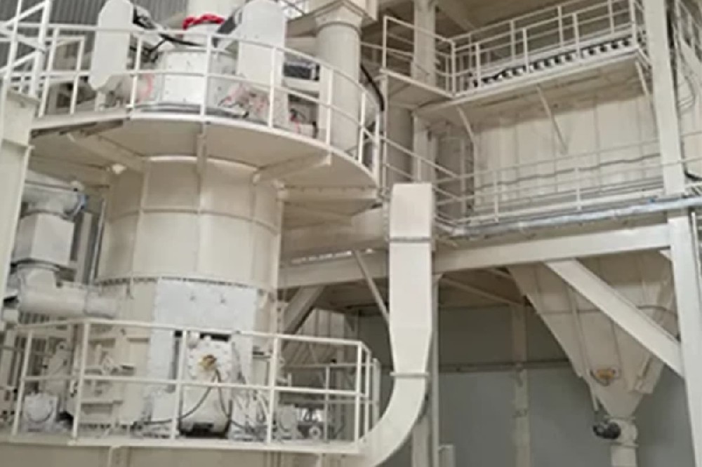 什么是立式超細(xì)磨粉機