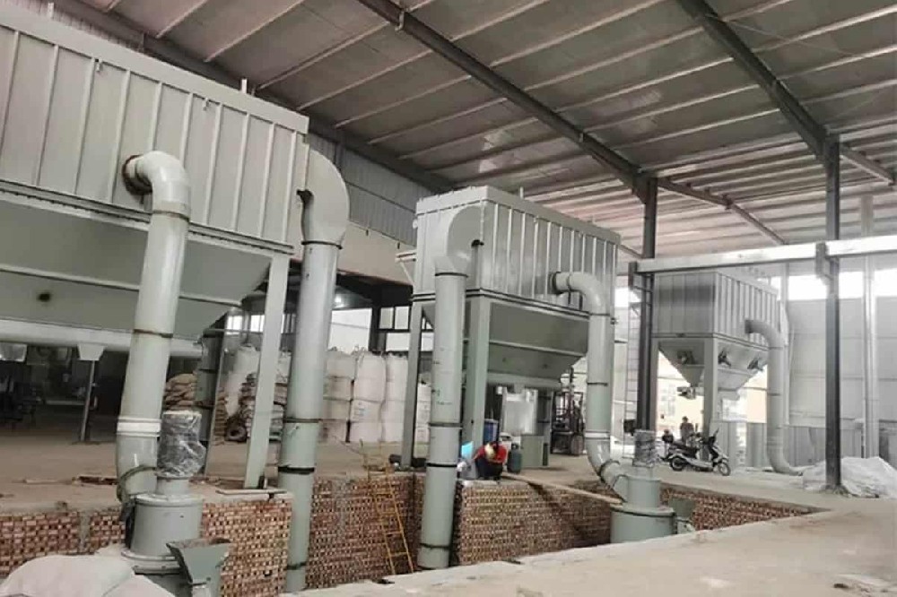 超細(xì)磨粉機(jī)加工石膏-石膏磨粉機(jī)